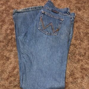 Women's wrangler Q baby cash Boot Cut Jeans